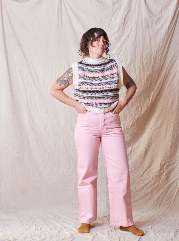 Straight Leg Jeans in Pink