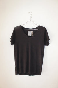 Paige V-Neck / Black