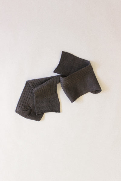 Linen Rib Socks in Charcoal