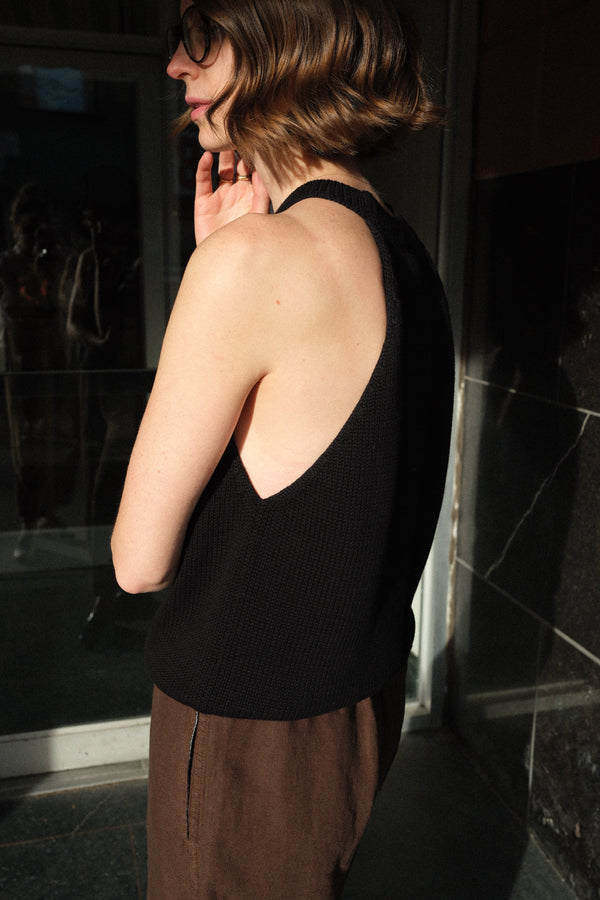 Ebony Singlet