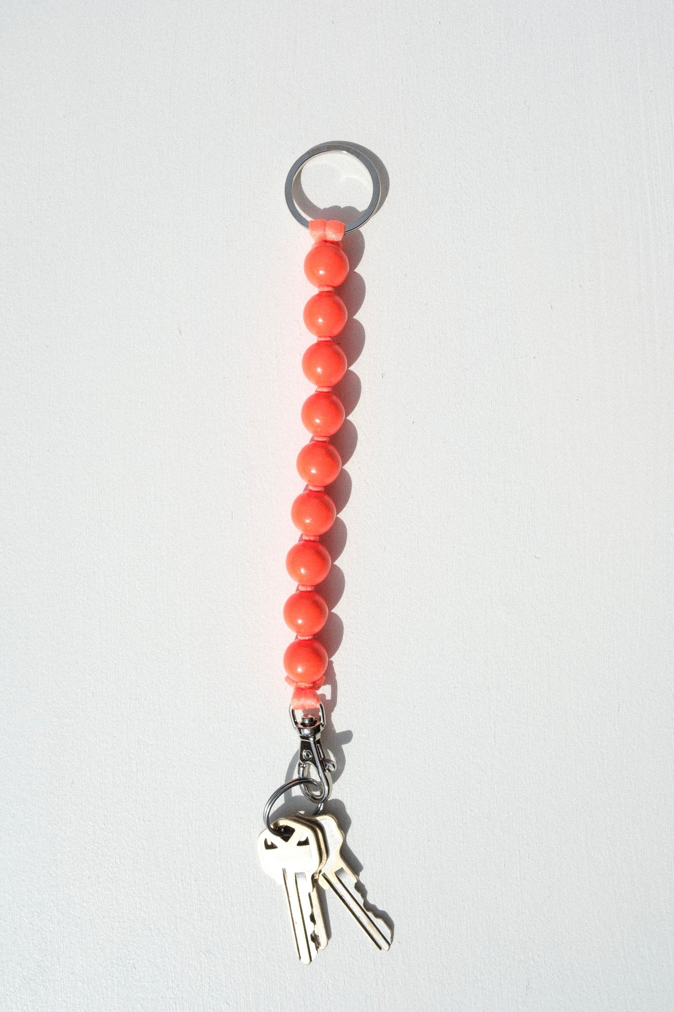 Big Short Perlen Keychain in Neon Orange