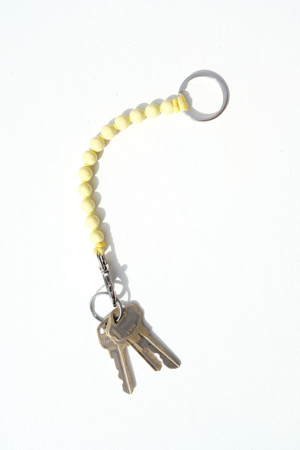 Short Perlen Keychain in Pastel Yellow