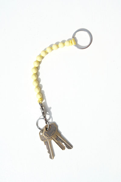 Short Perlen Keychain in Pastel Yellow