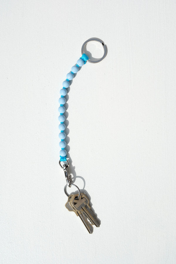 Short Perlen Keychain in Pastel Blue
