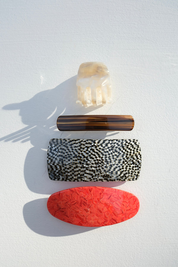 Jumbo Box Barrette in Perle Noir