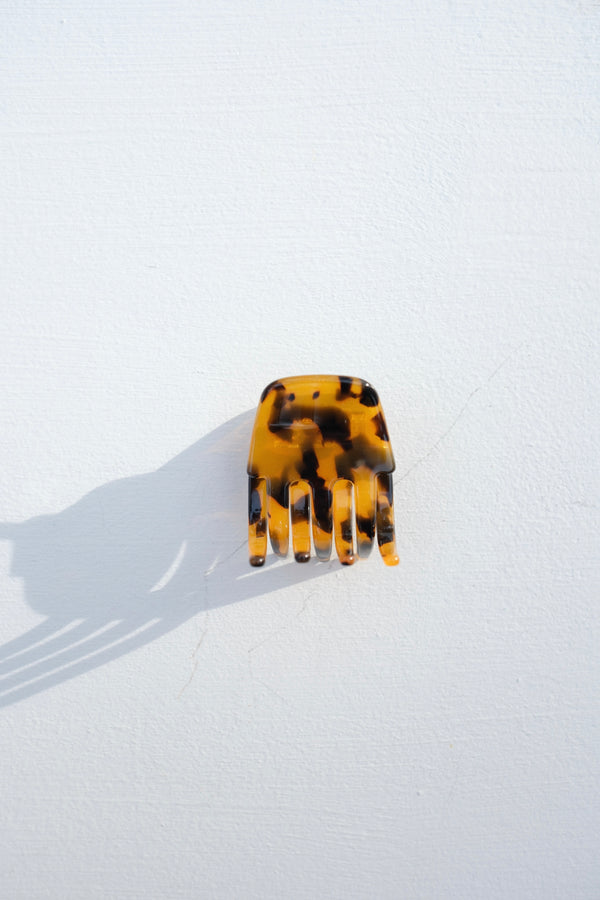 Mini Hair Claw in Classic Tortoise