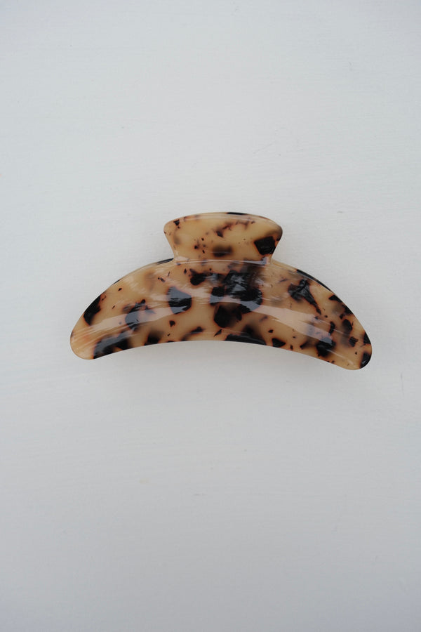 Jumbo Heirloom Claw in Blonde Tortoise