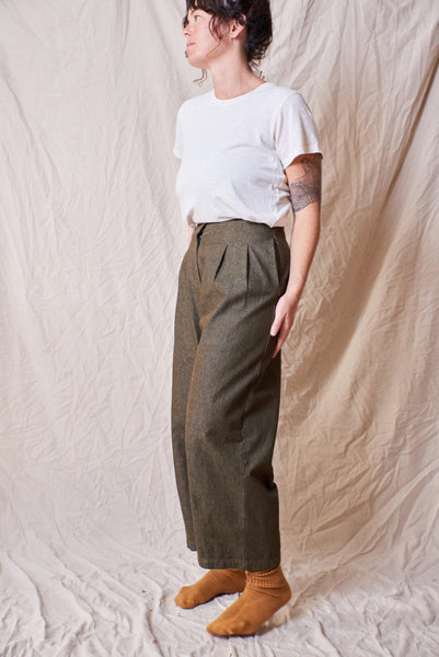 Pose Pant in Olive Denim