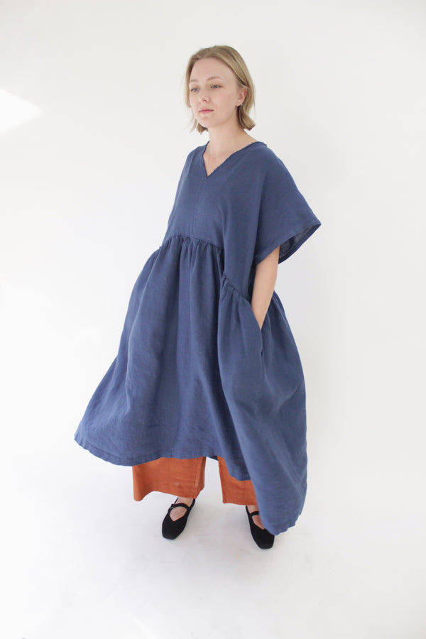 V-Neck Dress in Blue Linen