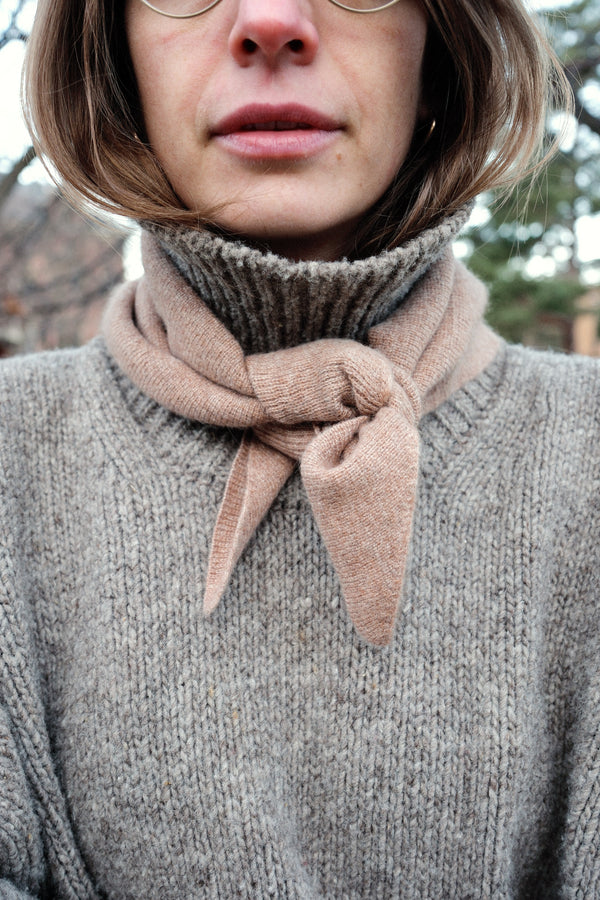 Cashmere Triangle Scarf in Fawn