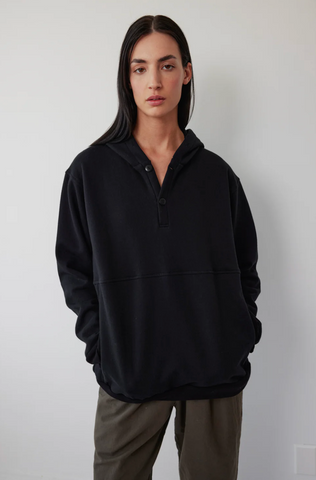 Popover Hoodie in Black