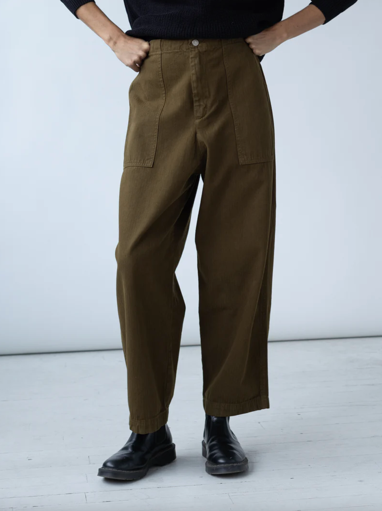 Painter Pant in Dark Olive