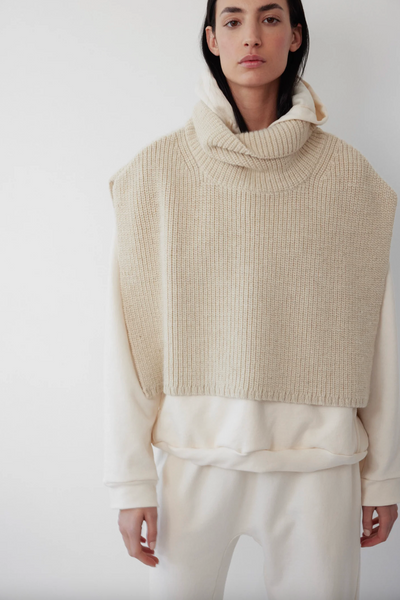 Rib Poncho in Natural