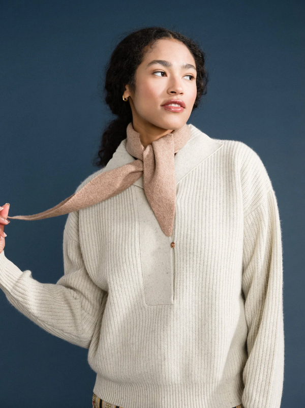 Cashmere Triangle Scarf in Fawn