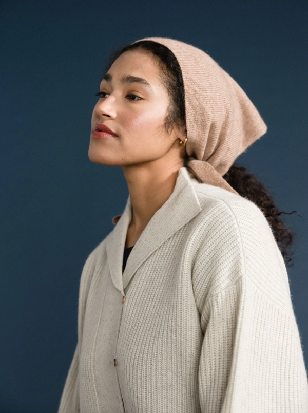 Cashmere Triangle Scarf in Fawn