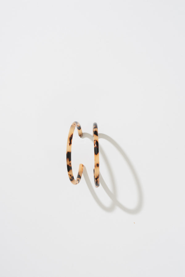 Large Hoops / Blonde Tortoise