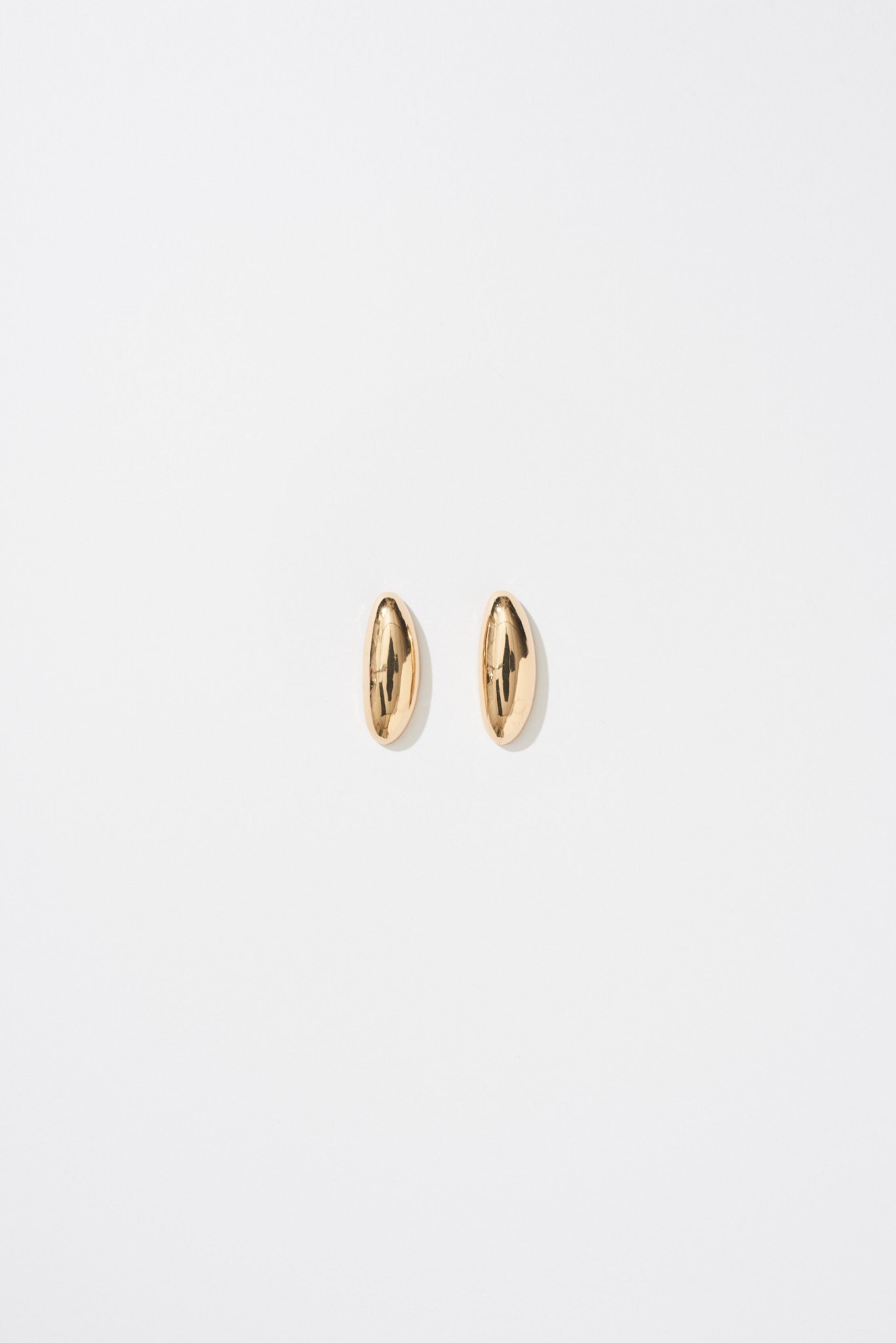 Ines Elongated Earrings / Gold
